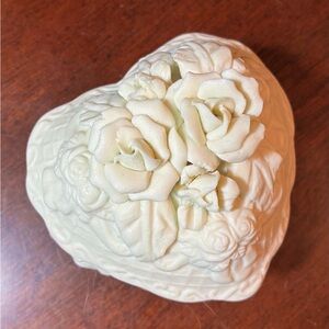 Albert Price Bisque Porcelain Rose Trinket Box • Heart Jewelry Keepsake